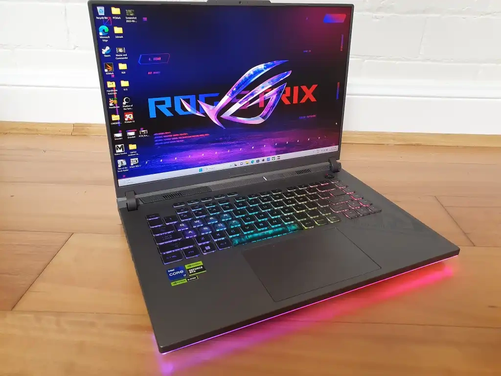 ASUS ROG Strix G614JZ 13650HX a RTX 4080 16GB RAM 1000GB M2