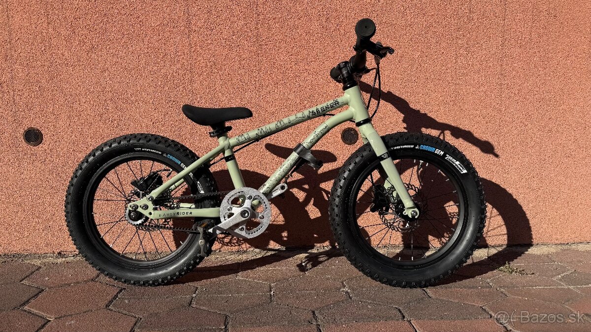 Early Rider Seeker X16 Sage Green