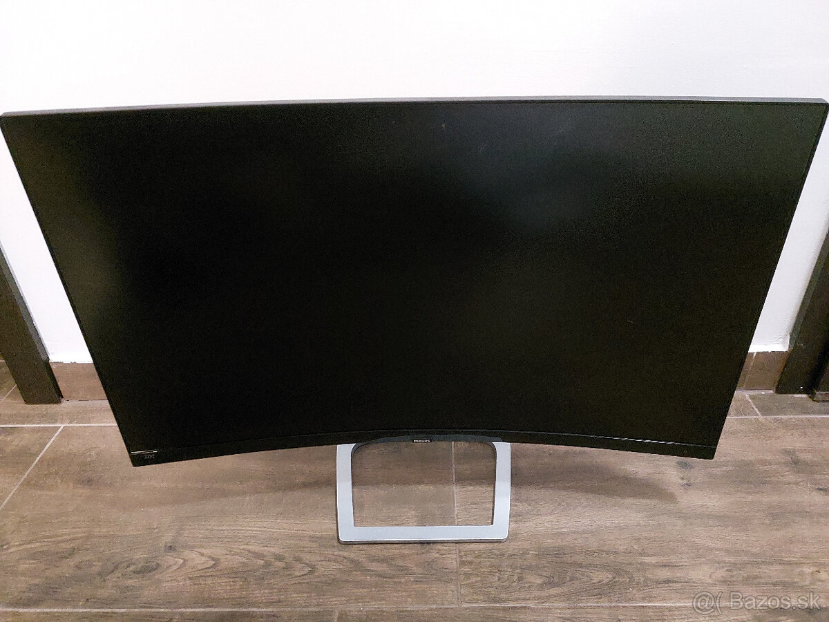 Zakryvený 32" Philips 328E [Full HD]