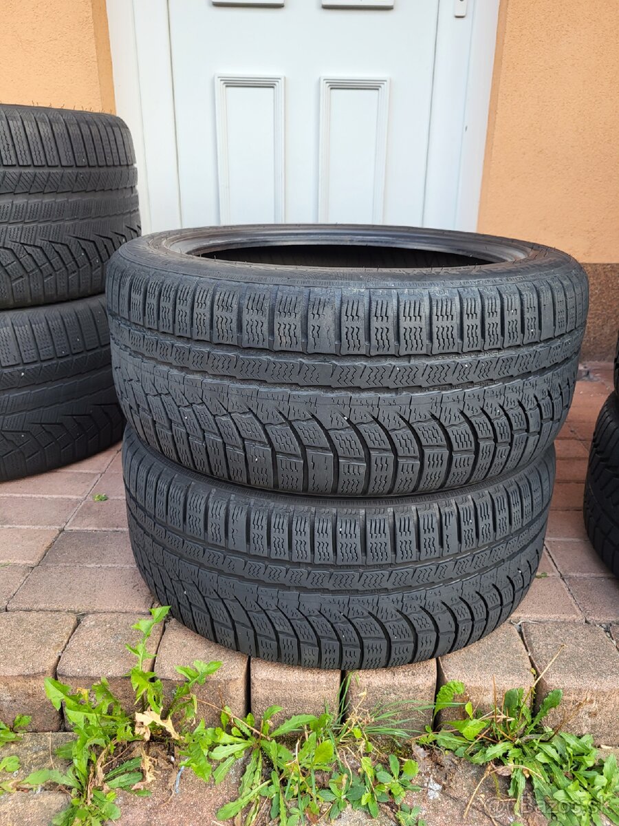 Nokian 235/45 r17