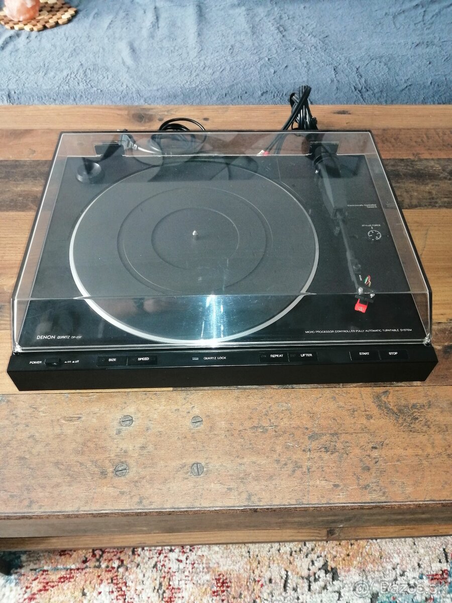 Denon DP-23F -Rezervované