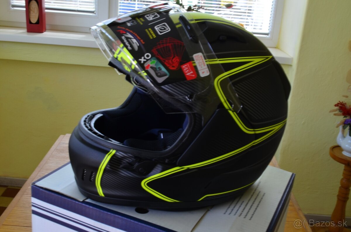 Prilba ARAI Renegade