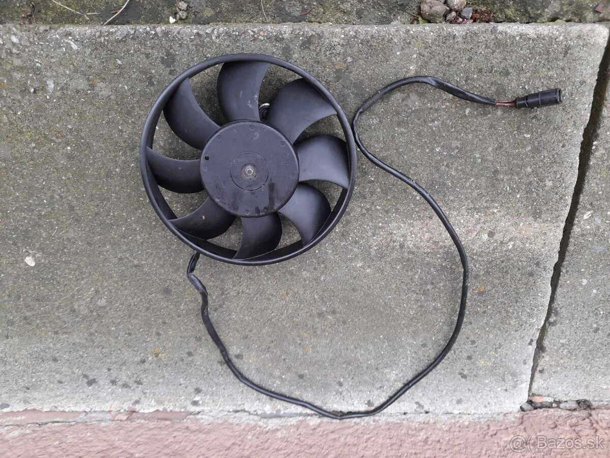 Predám predný ventilátor Škoda Superb 1