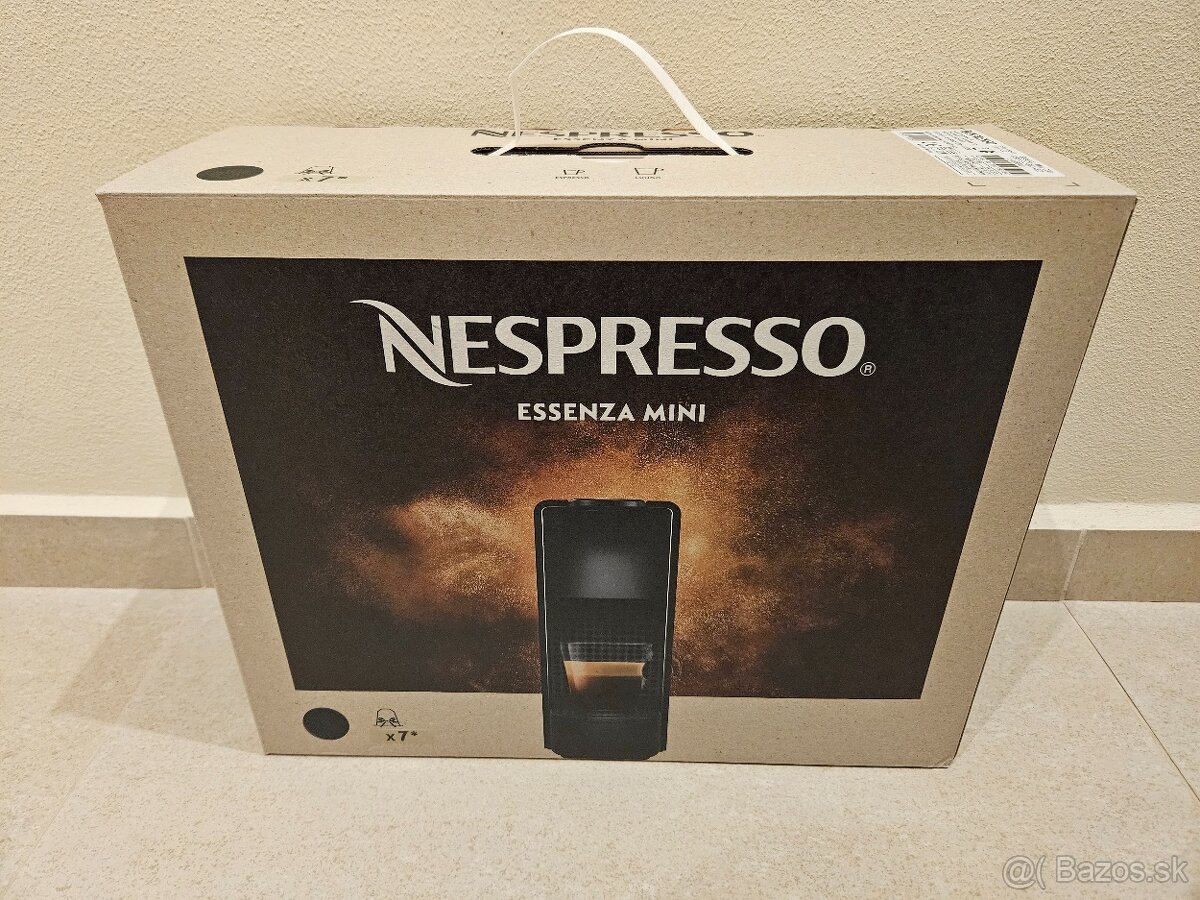 NESPRESSO Essenza Mini Krups Piano Black