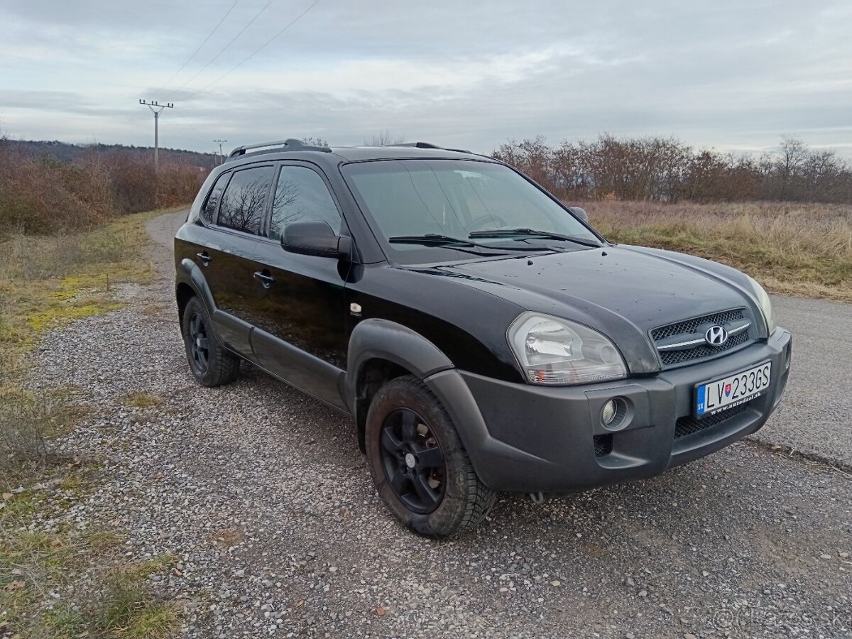 Predám Hyundai Tuscon 2,0CVVT benzin