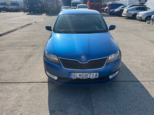 Predám Škoda Rapid 1,6 77kW AB Hatchback 5dv