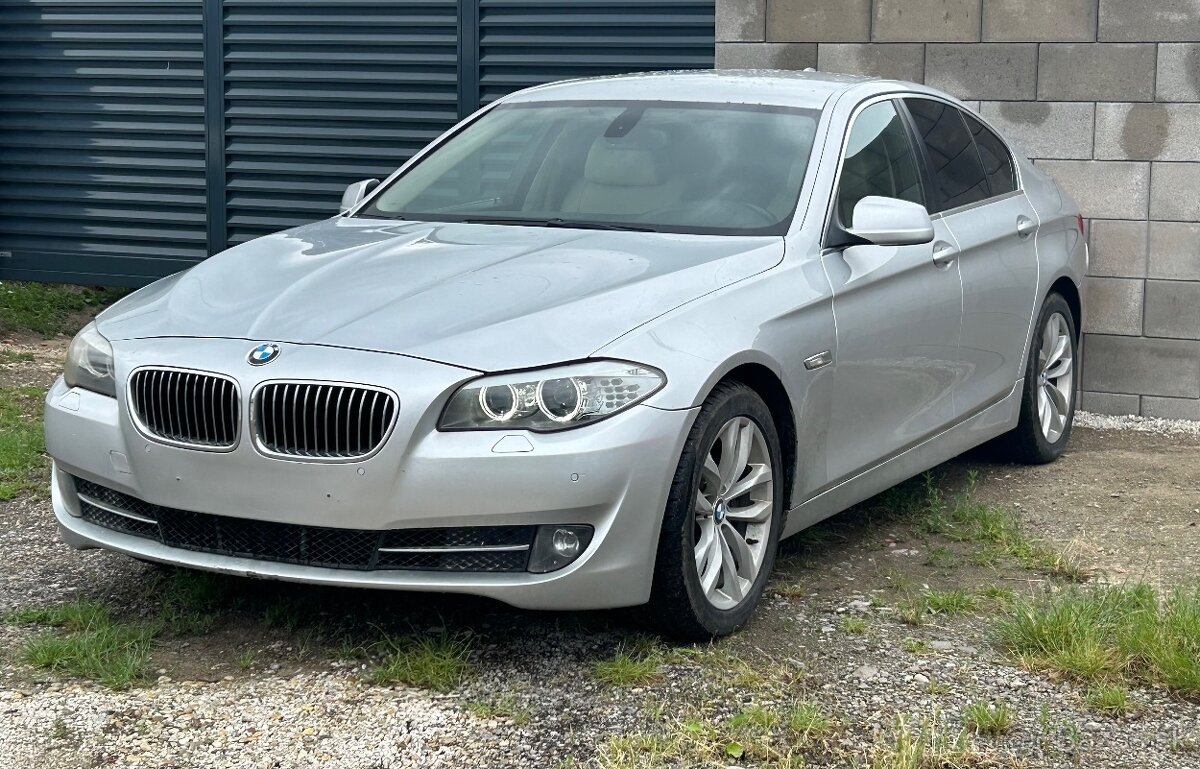 NA DIELY F10 530xDrive 190kw 2012