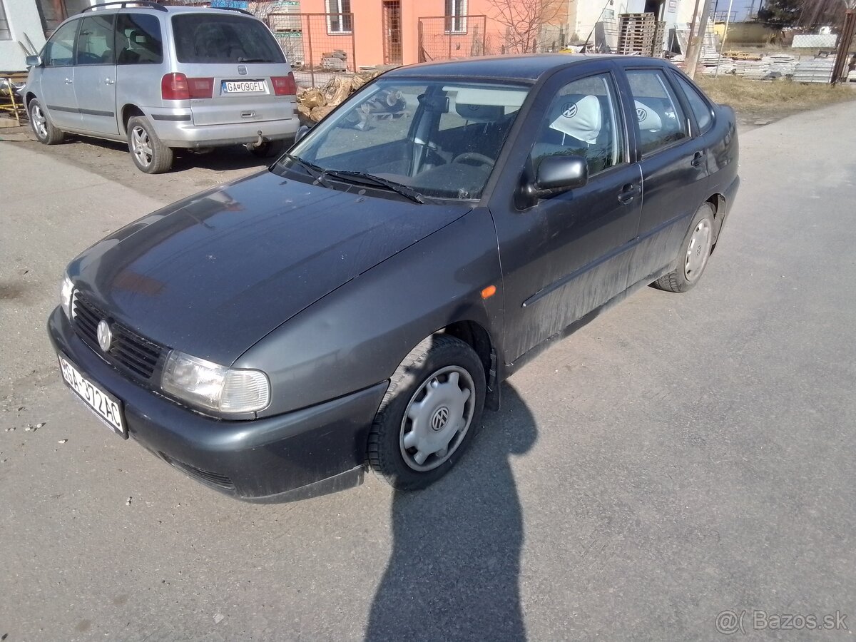 VW POLO  1.6 55 KW R.V.1997