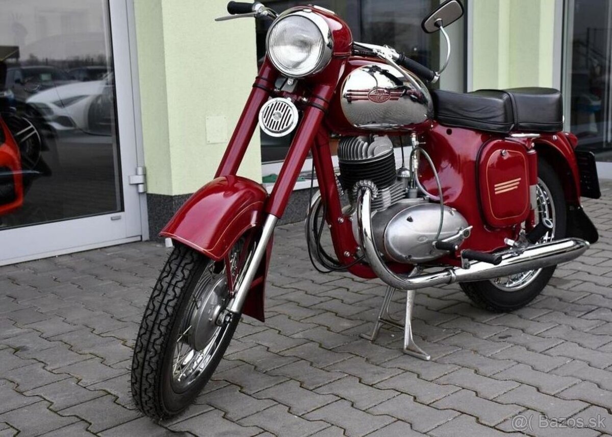 Jawa 250/353 Kývačka benzín 9 kw