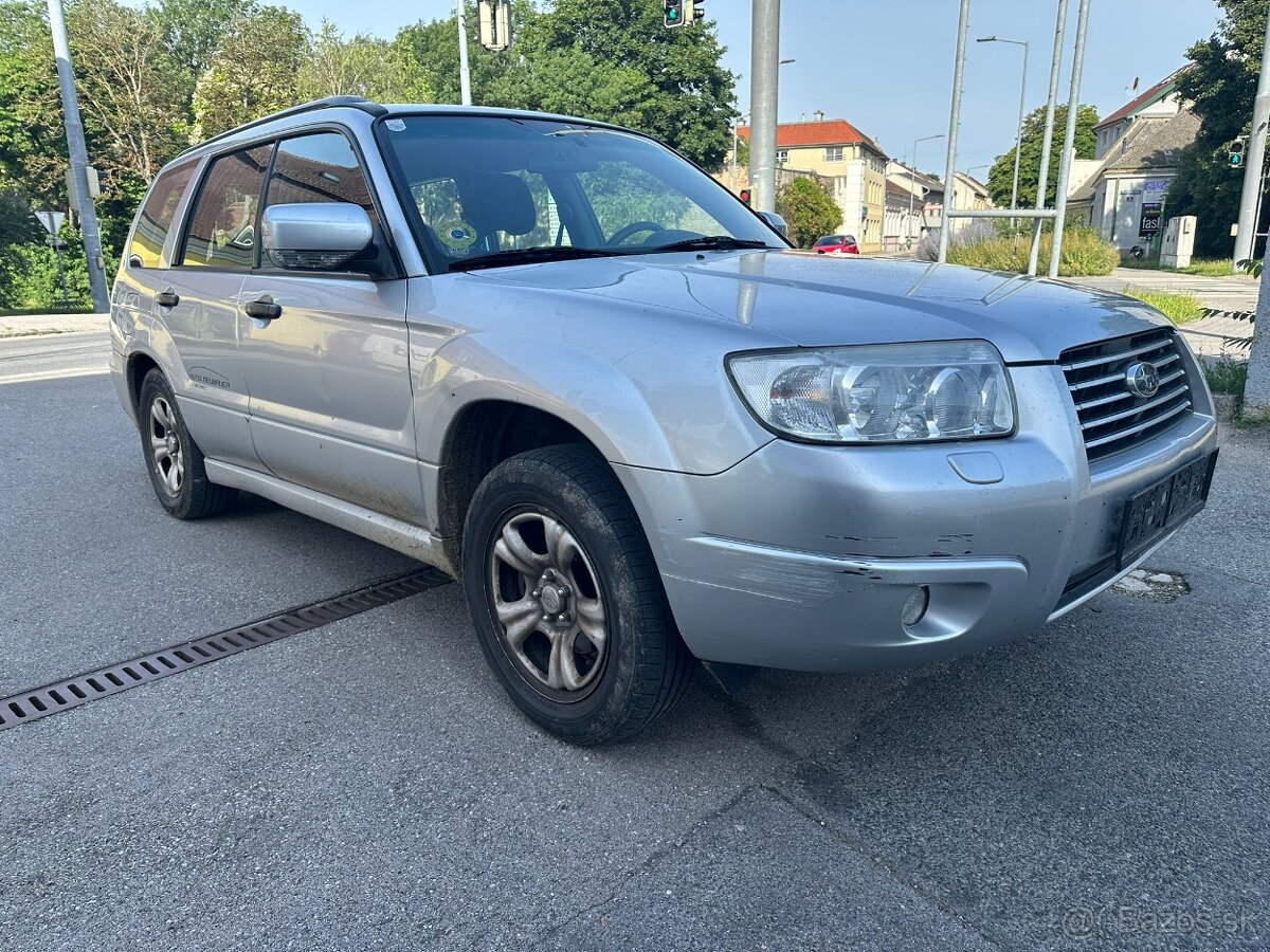 SUBARU FORESTER 2.0 BENZÍN 4X4 100XXX KM