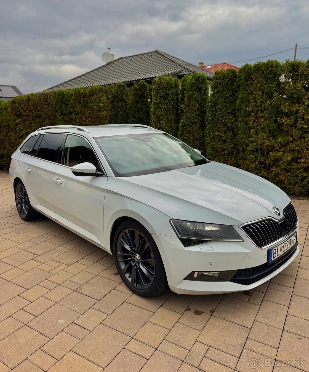 Skoda Superb 2.OTDI Style 4x4 140kw