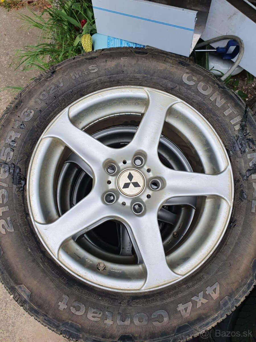 Elektrony Mitsubishi 215/65 r16