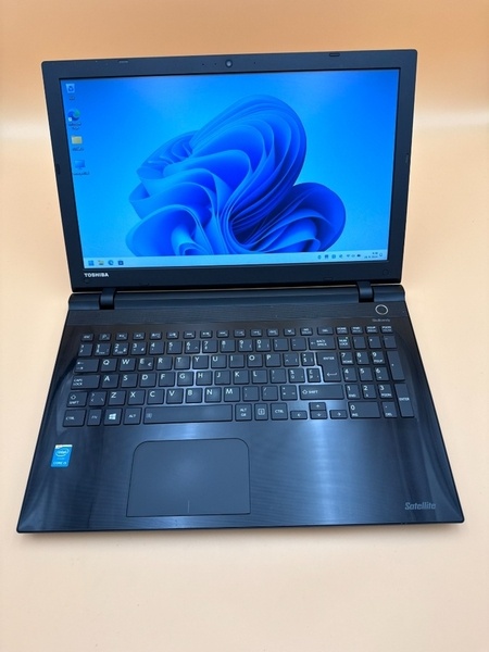 Notebook 15,6" TOSHIBA.Intel i5-5200U 2x2,20GHz.256gb SSD.