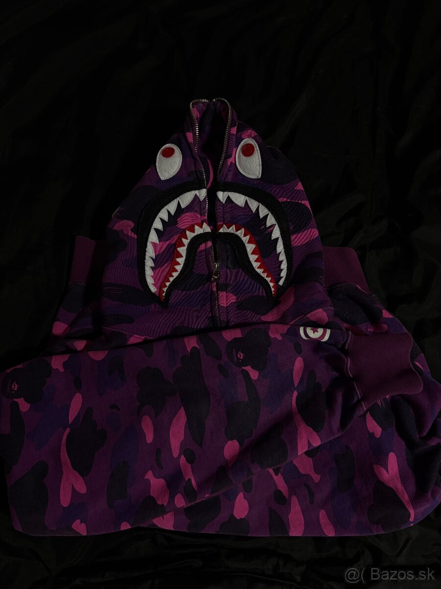 BAPE Camo Shark full Zip Hoodie (Purple)