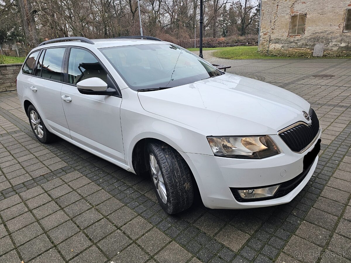 Škoda Octavia Combi 1.6 TDI M5 Ambition Navi DVD R16 Orig. K