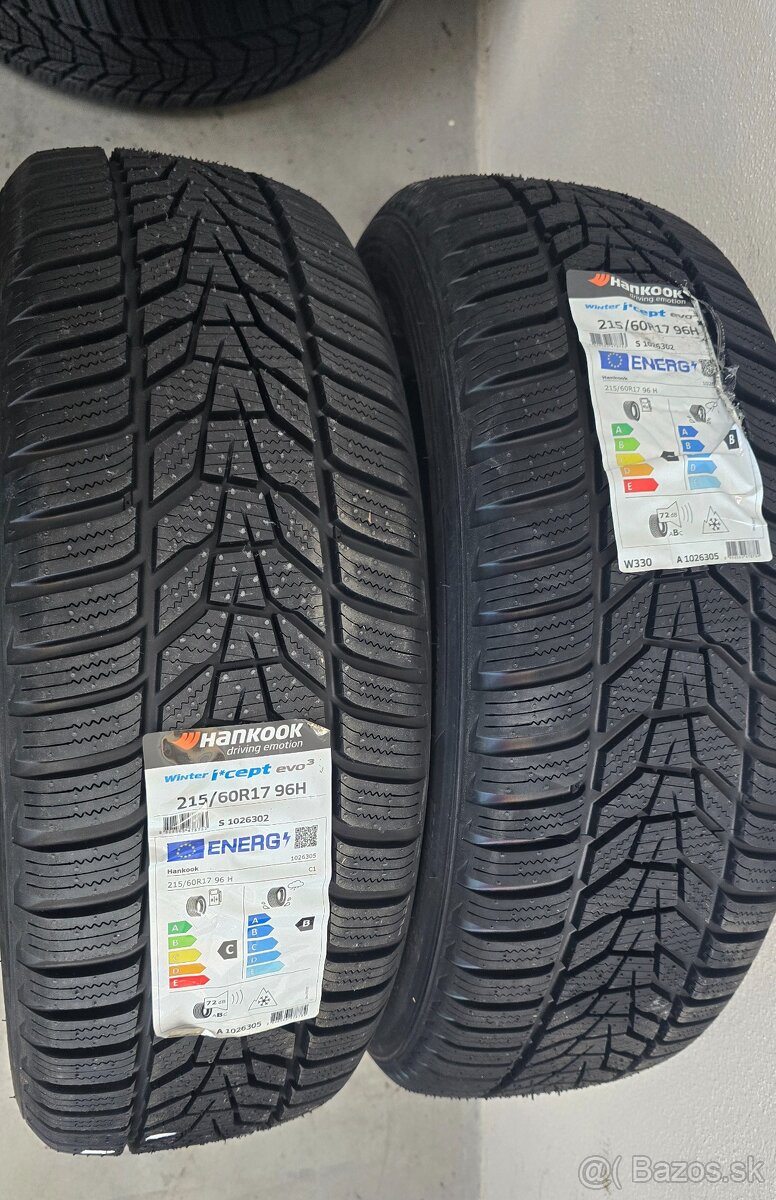 Zimne pneumatiky Hankook winter icept evo3 215/60 R17