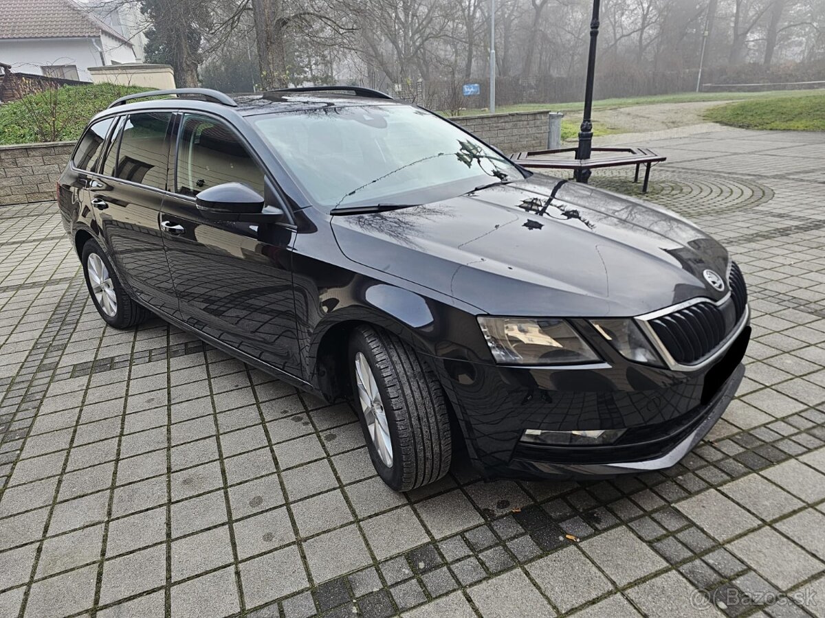 Škoda Octavia Combi 1.6 TDI M5 Style DVD ACC Koža ťažné Kame