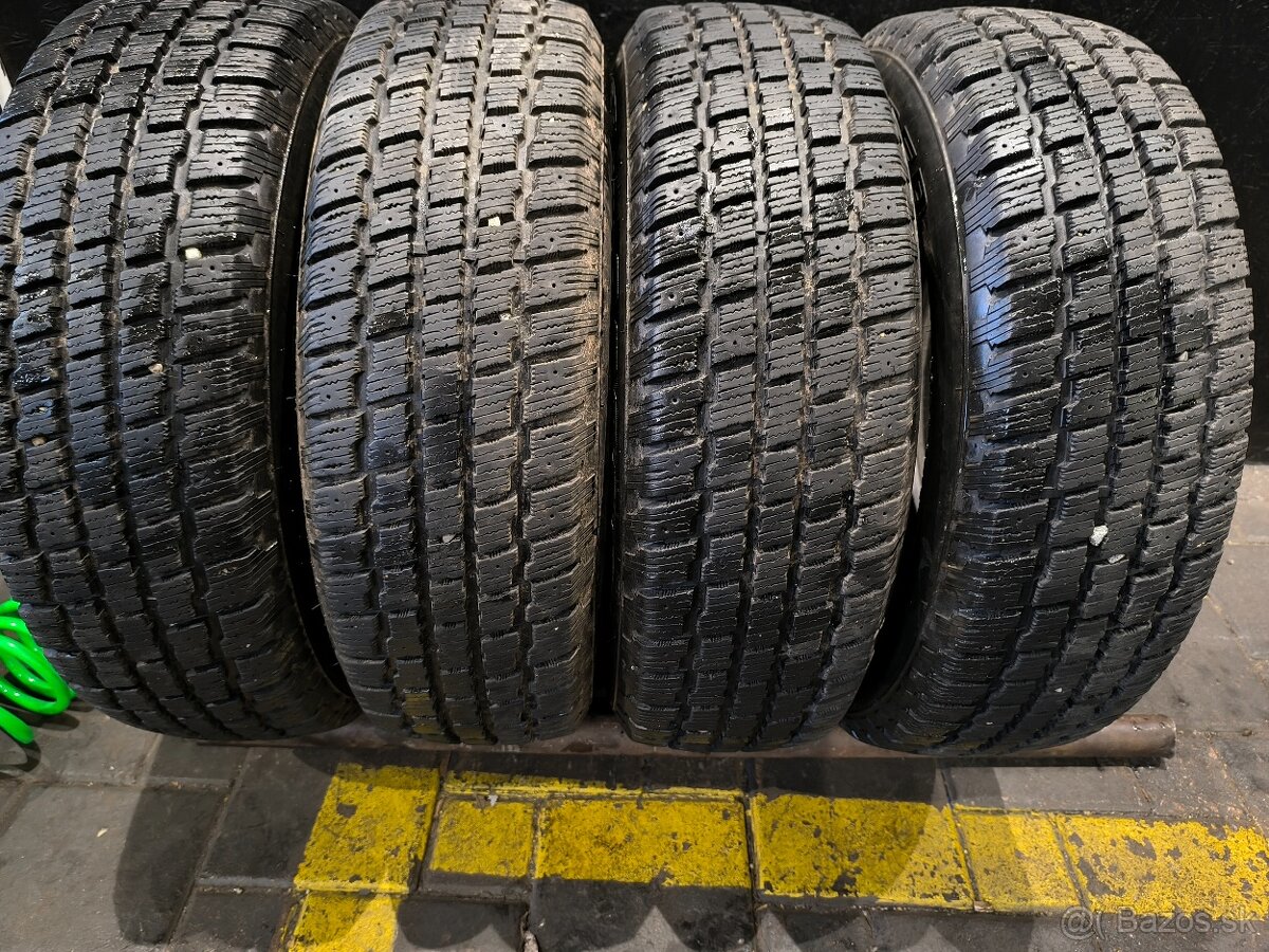 205/70 R15 Coper zimne pneumatiky