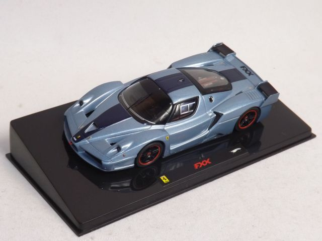 Ferrari FXX 1:43 Hot Wheels Elite