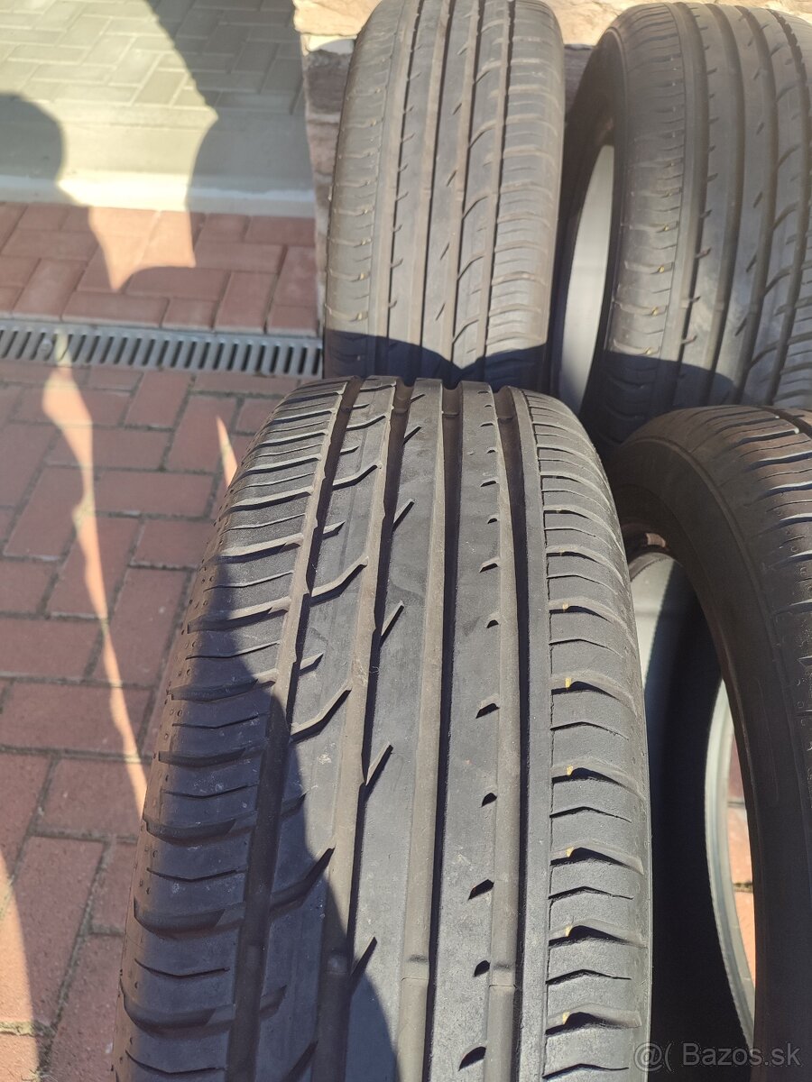 215/55 r18 letné Continental