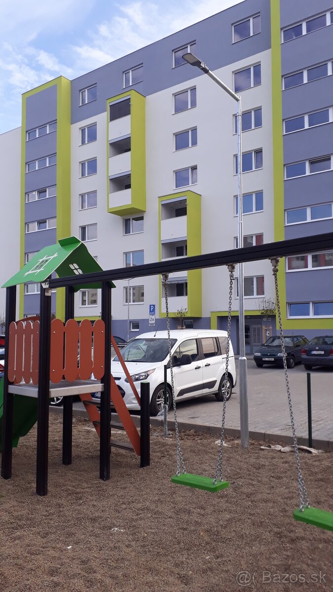 Prenájom 1,5 iz. byt s parkovanim, Greenside, ul. Narcisova