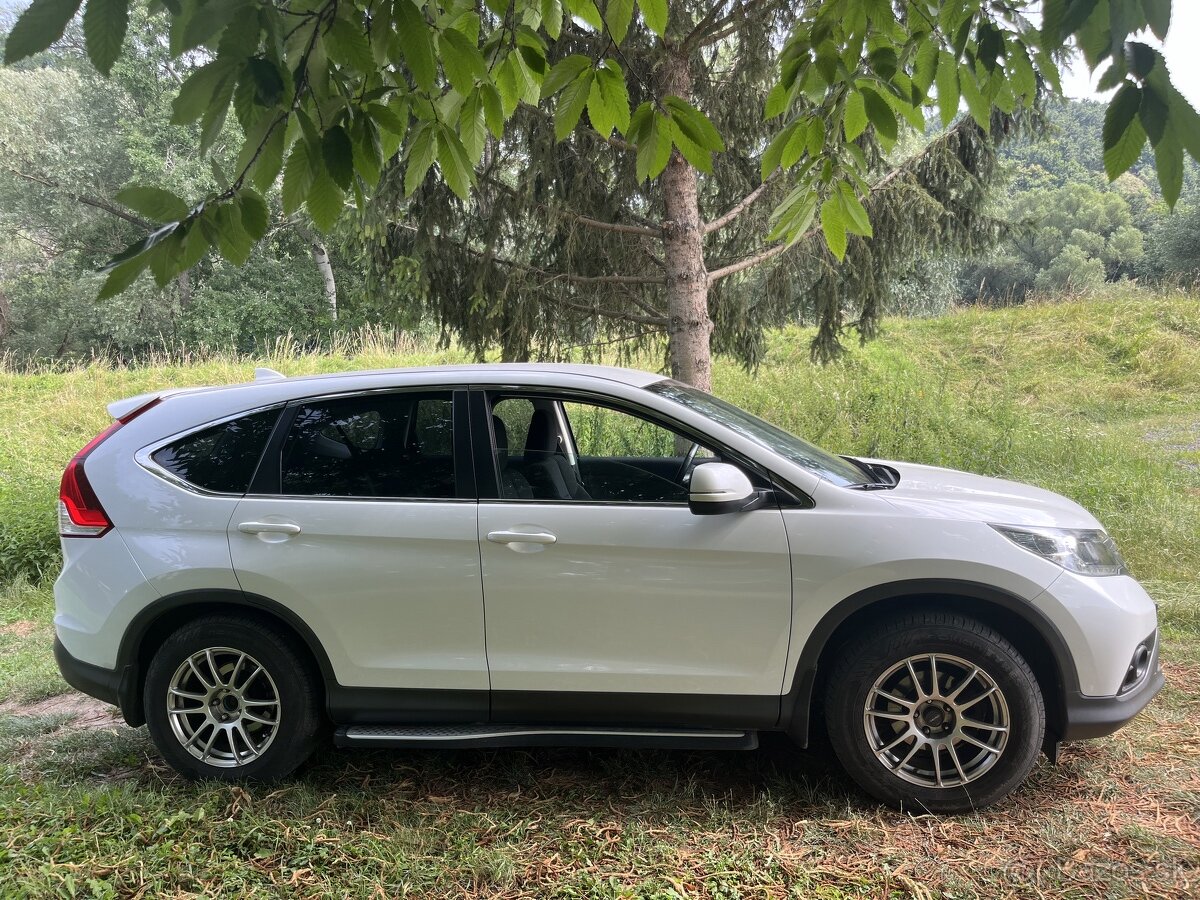 Honda CR-V 2,0 vtec 114 kw 2014