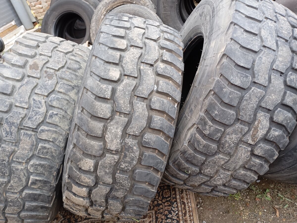 pneu Tatra / Barum NR27 / 18R 22,5 / 445/65 R22,5