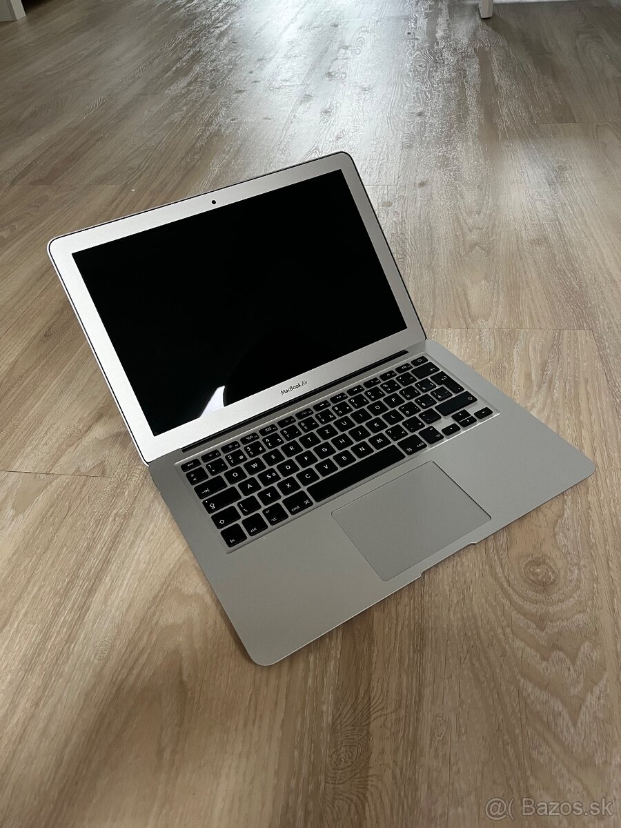 Predám MacBook Air 2015