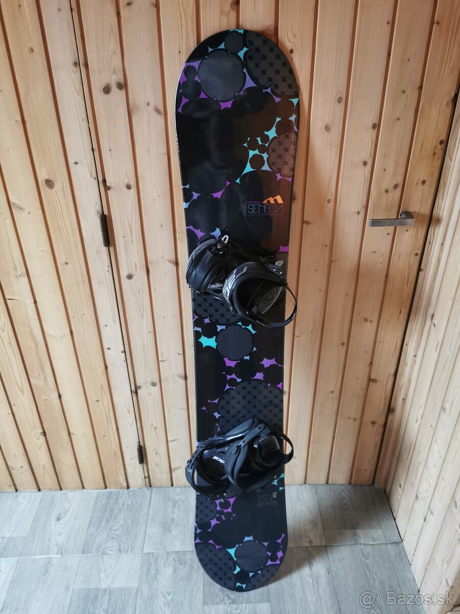 Snowboard s viazaním