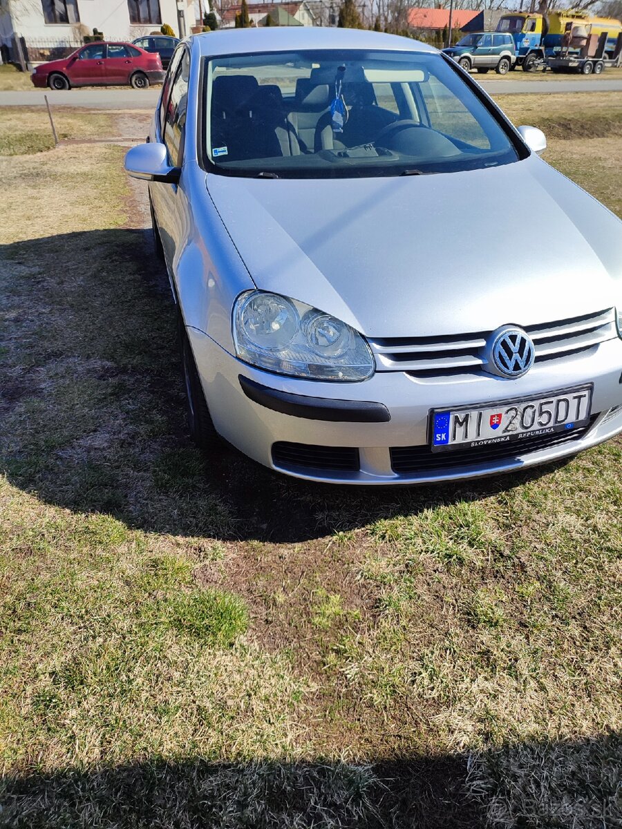 Vw golf mk5 1,6fsi