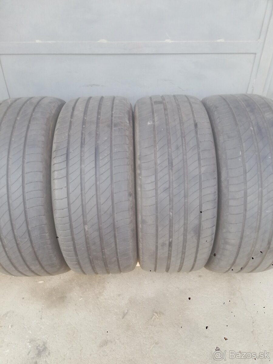 225/45r17 michelin