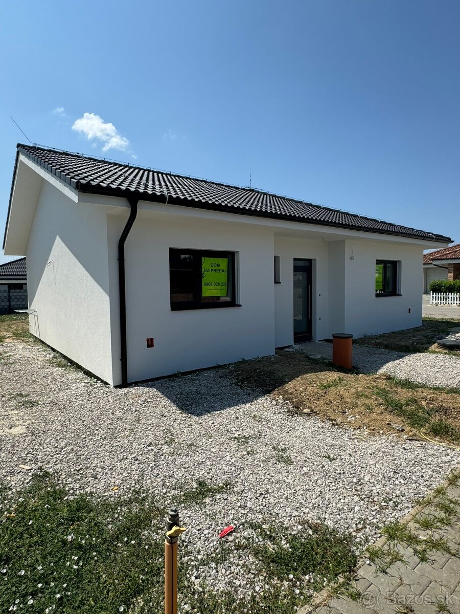 NOVOSTAVBA 4 izbového RD, pozemok 479 m2, Špačince