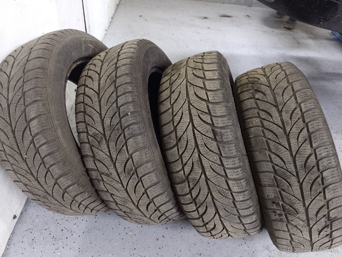 Zimné pneumatiky Paxaro 215/60 R 16