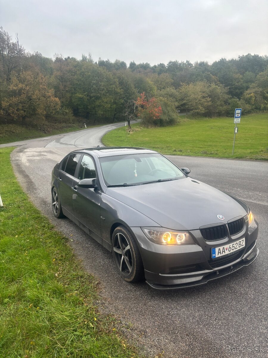 BMW e90 320D/AT