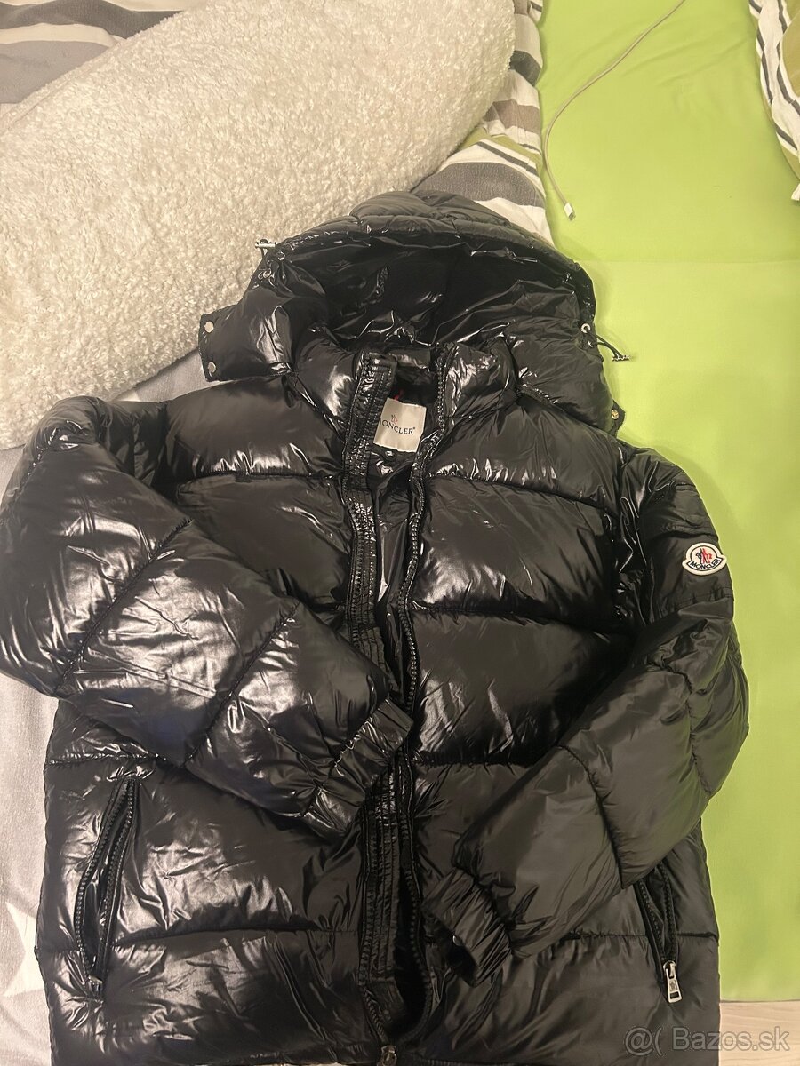 Bunda Moncler