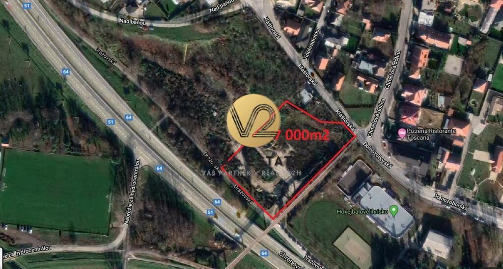 Predaj POZEMOK 7 000m2 na výstavbu polyfunkcie a bytov Nitra