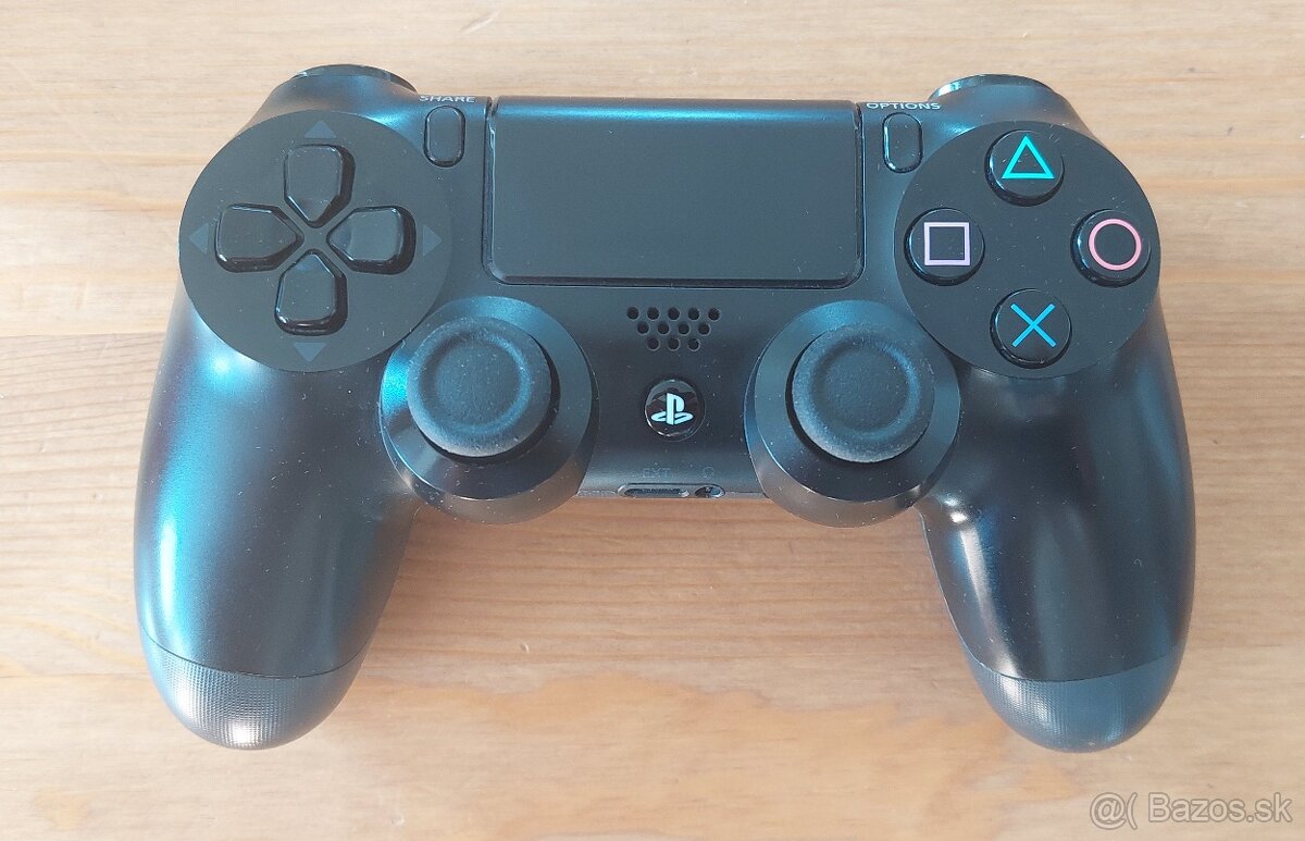 Sony Dualshock ovladac - Black PS4