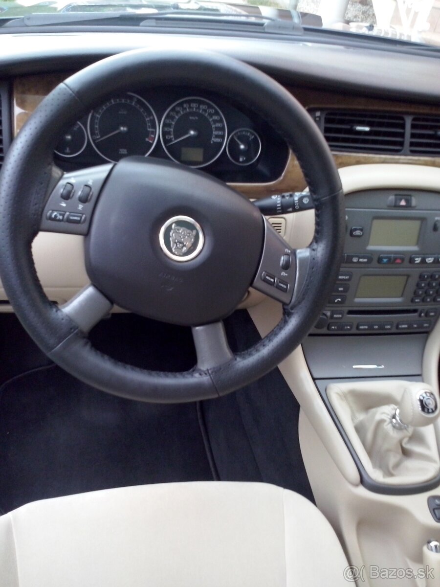 Jaguar x type airbag