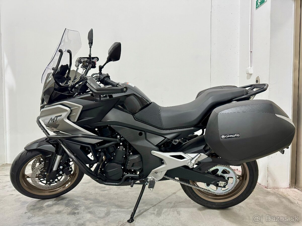 CFMOTO 700MT Premium 2024