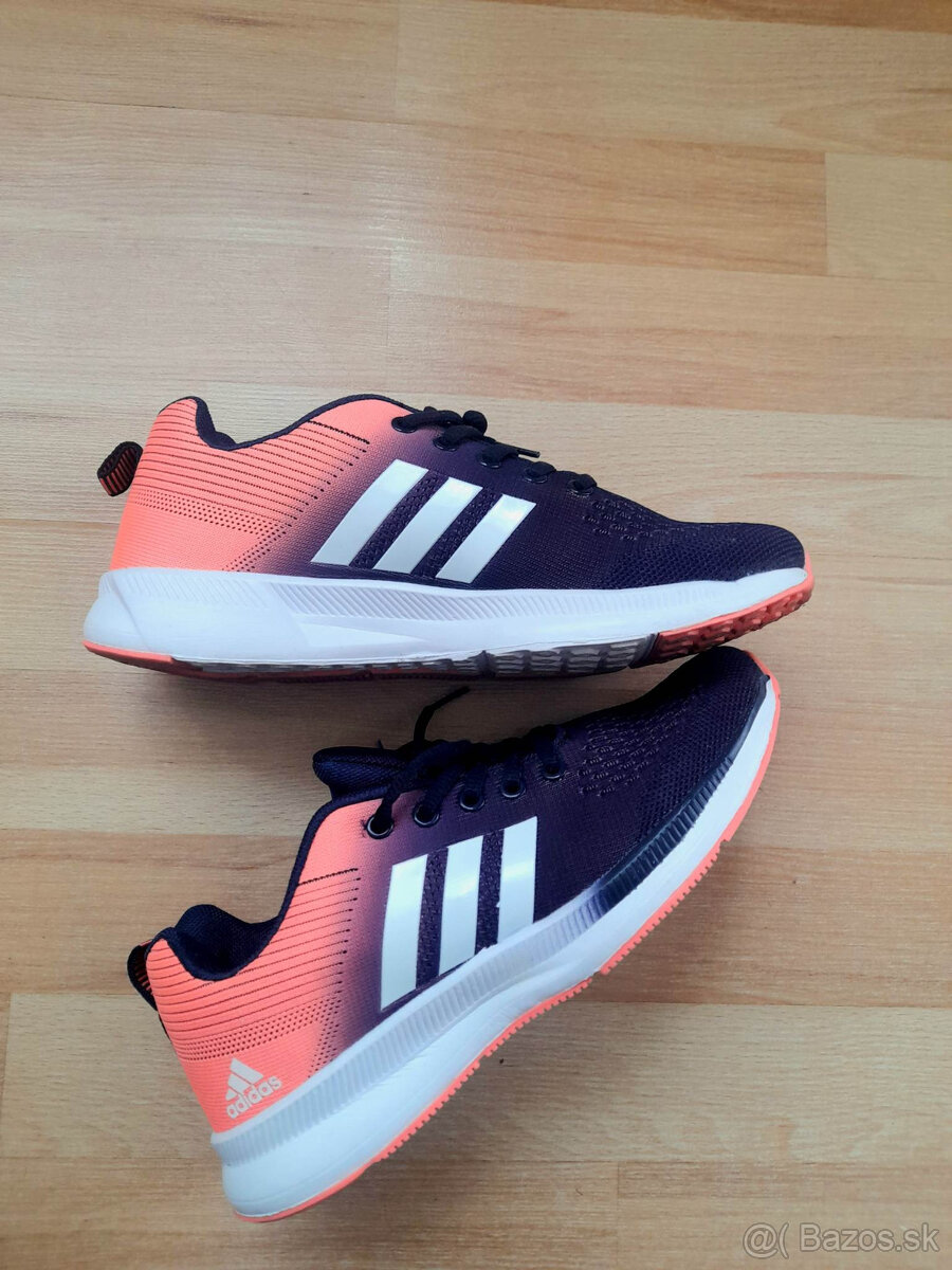 Dámske Adidas tenisky