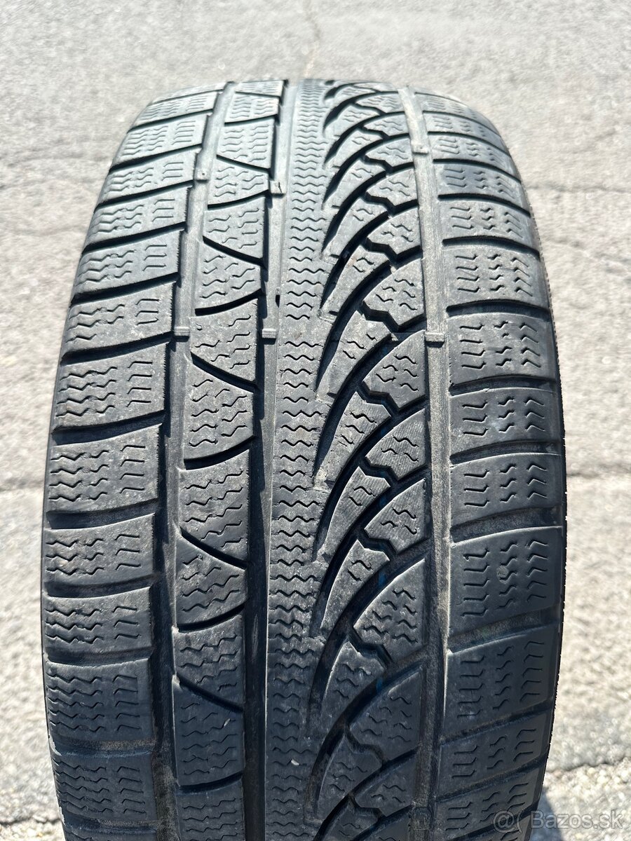 Zimne pneu 245/45r18