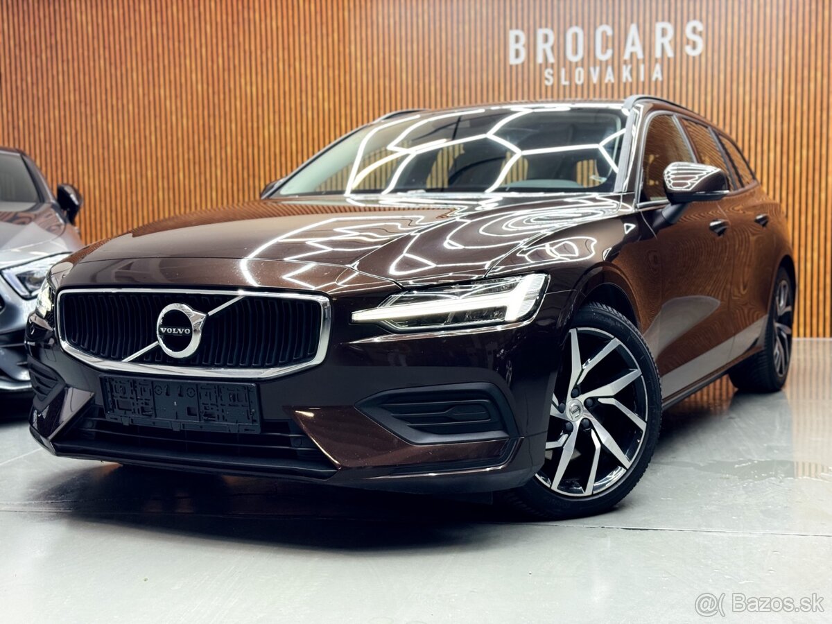 Volvo V60 T4 Momentum A/T,2020