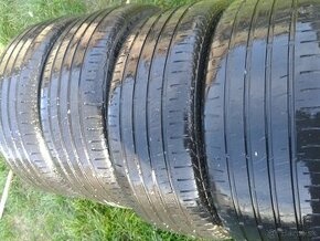 Predam preumatiky 215/50r17