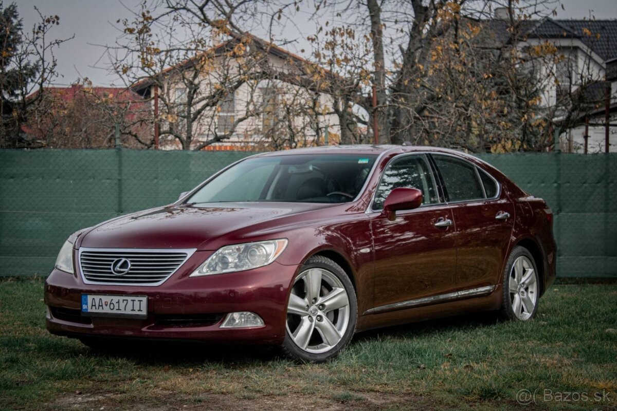 Lexus LS 460 4.6 V8 380PS