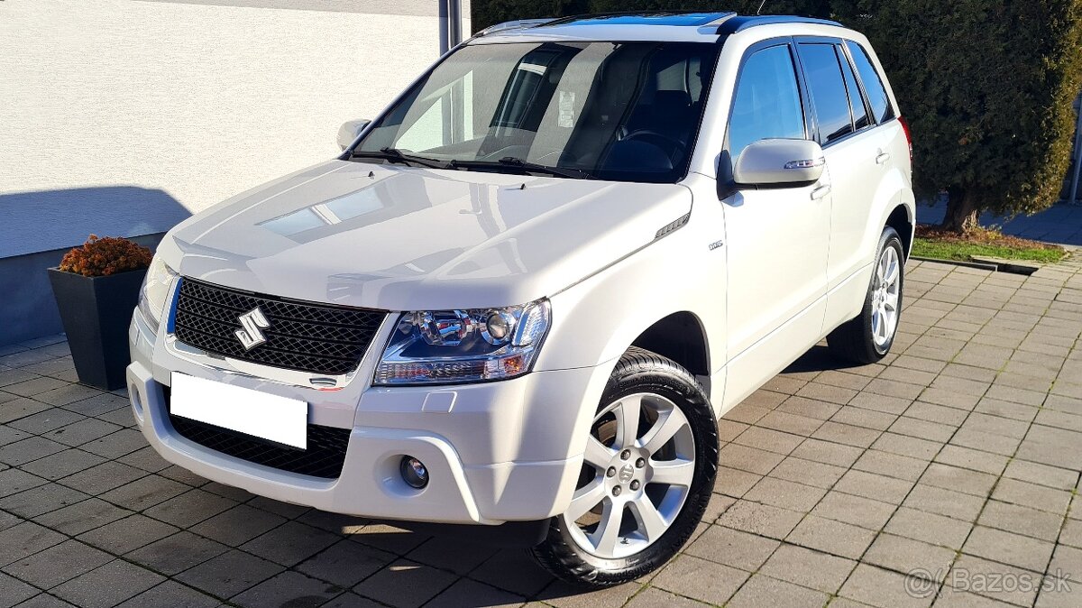 SUZUKI GRAND VITARA 1.9 DDIS 4x4 XENÓNY NAVI/DVD MODEL 2012