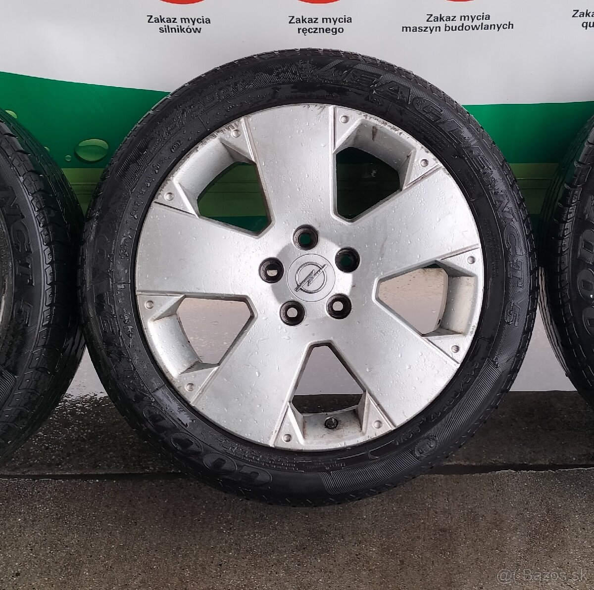 Letní Kola 17 5x110 Astra Vectra Zafira Signum 215/50R17