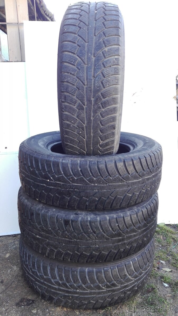 Predám 4 jazdené zimné Goodride 275/65 R18