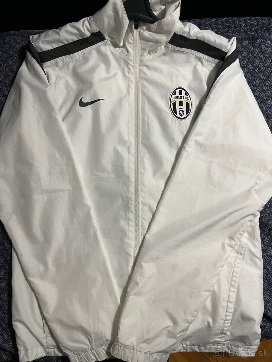 Nike Vintage Juventus 2010-2012 športovny obliek