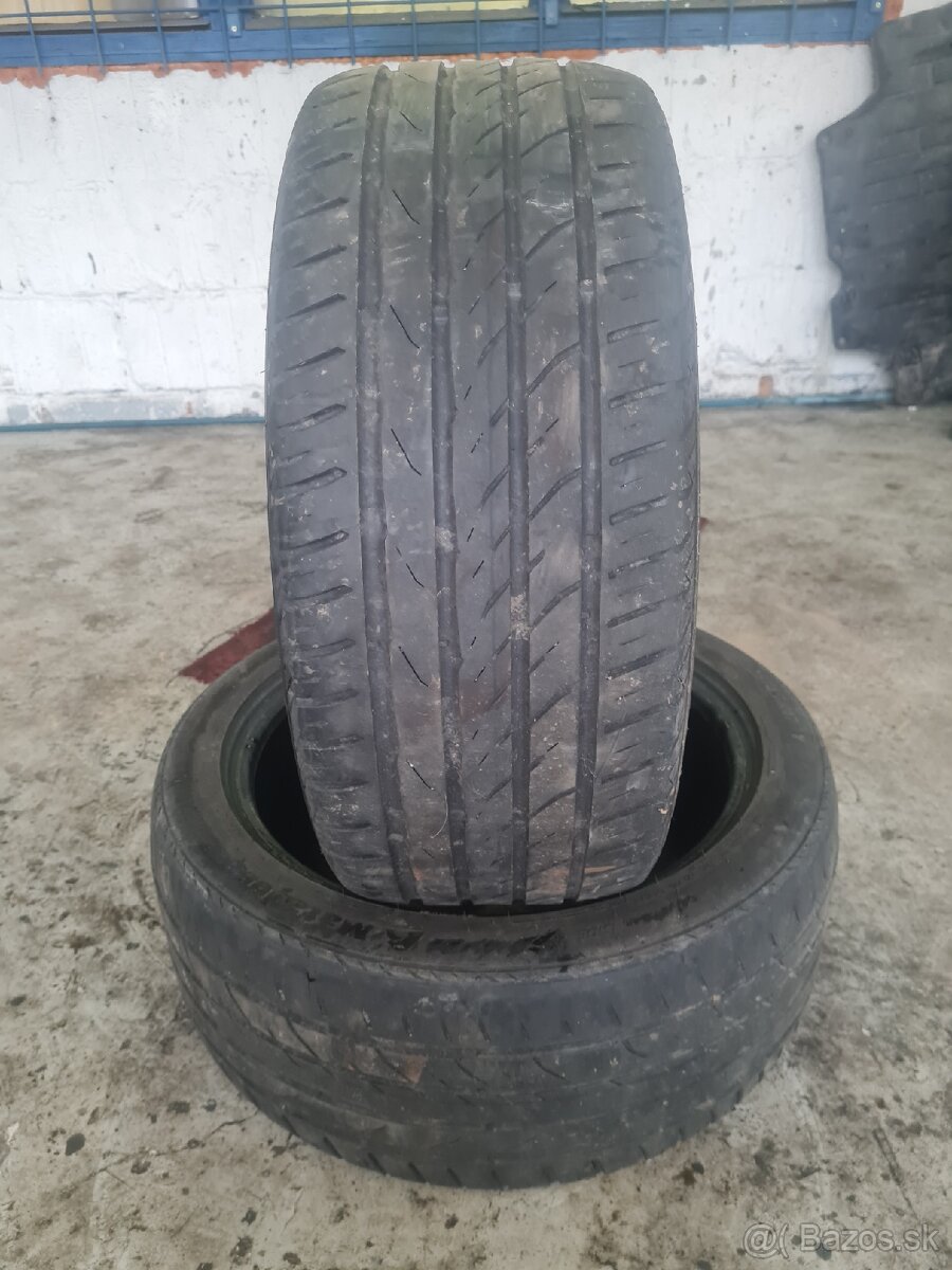 225/45 R17