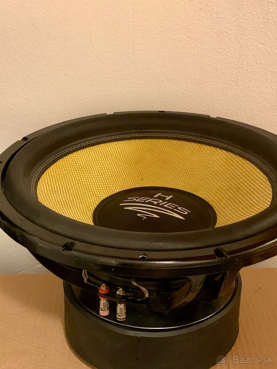 Subwoofer do autá Audio System H Series